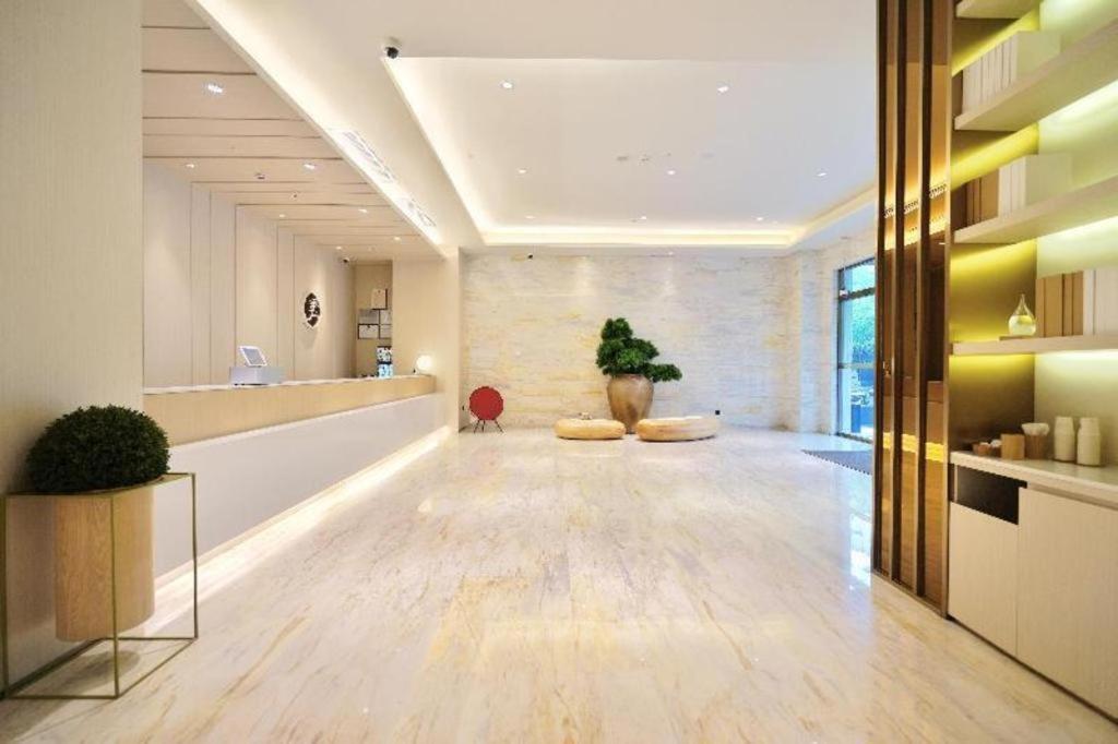 Ji Hotel Shanghai Hongqiao Yan'An XI Road Exterior foto